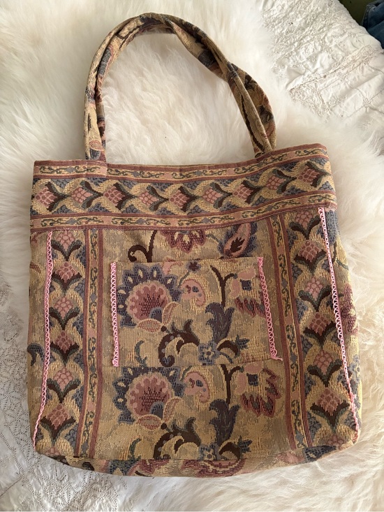 VINTAGE handmade Handbags - Floral Woven Tapestry Tote Bag in Pink & Tan